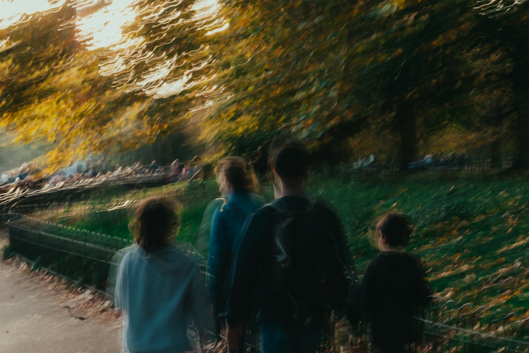 Building Bonds: A Guide to the Surrogacy Process for Intended Parents