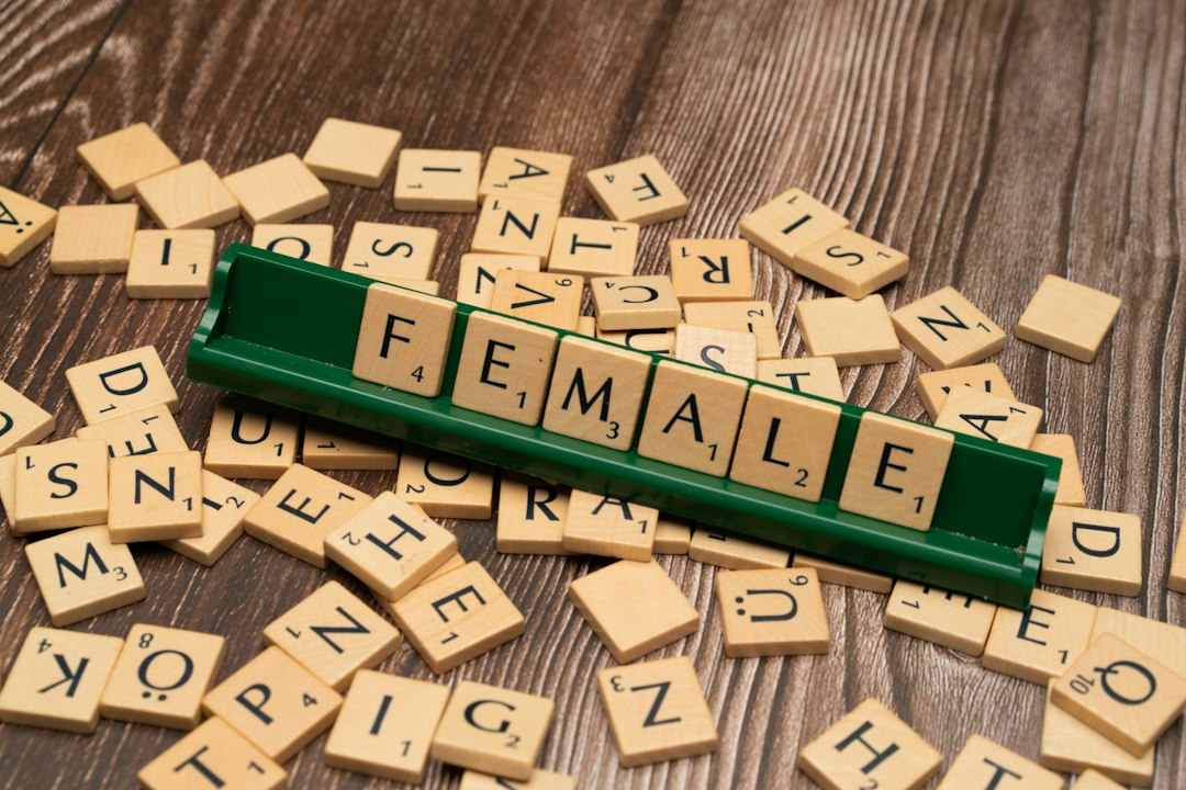 试管婴儿技术在未婚女性生育选择中的探索